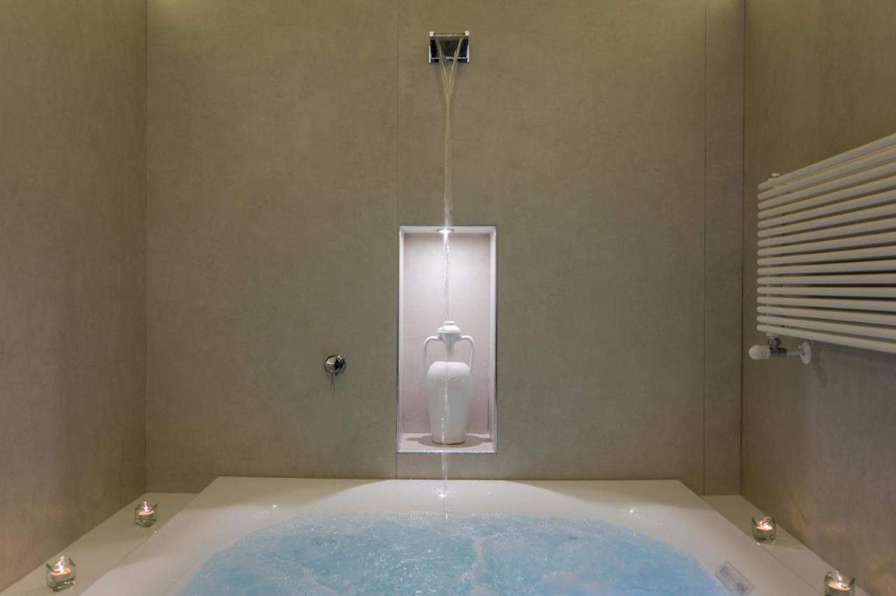 Pregiata Suite 25 Ostuni Luaran gambar