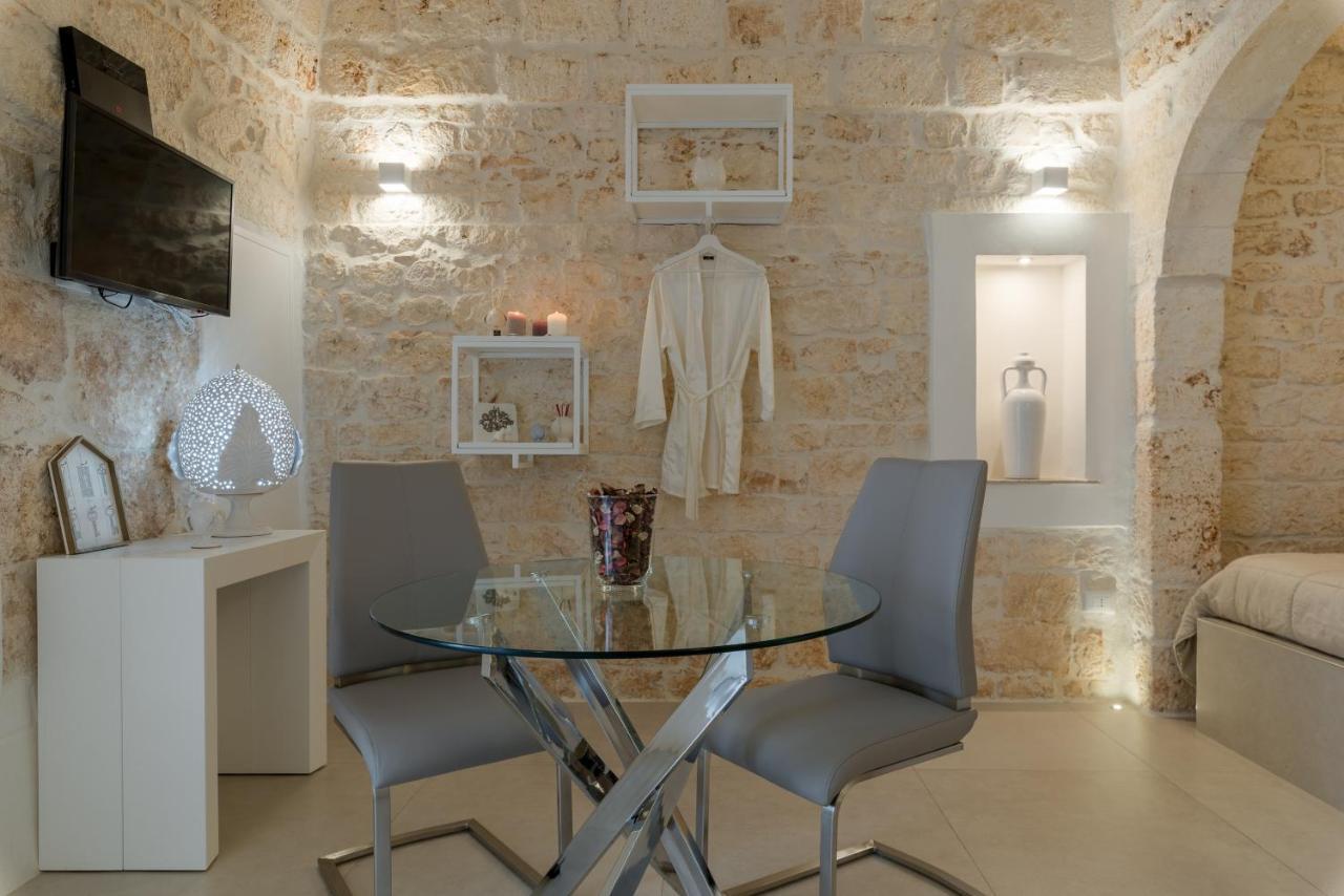 Pregiata Suite 25 Ostuni Luaran gambar
